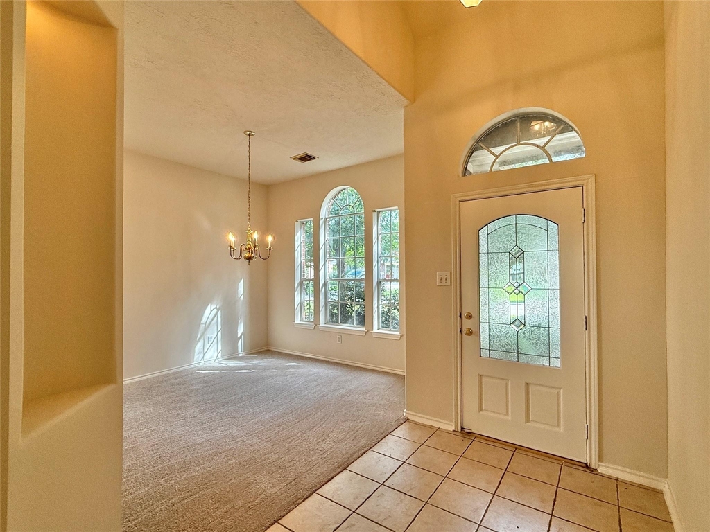 110 S Merryweather Circle - Photo 5
