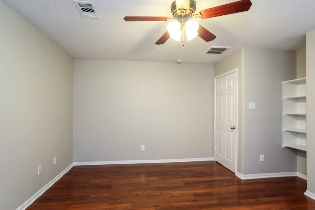 7819 Adonis Avenue - Photo 3