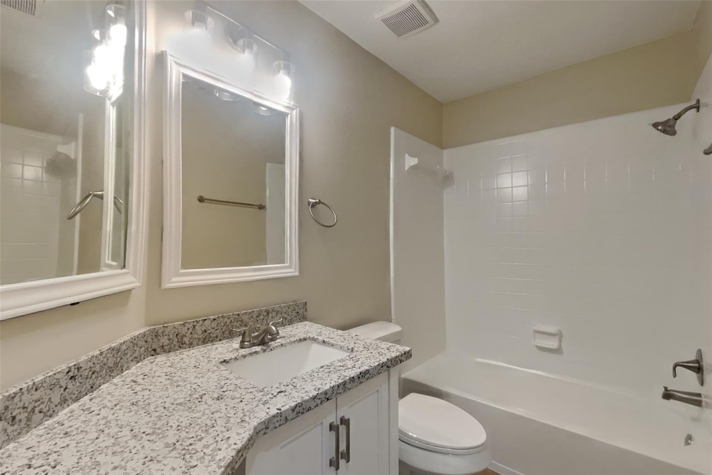 826 Featherbrook Court - Photo 14