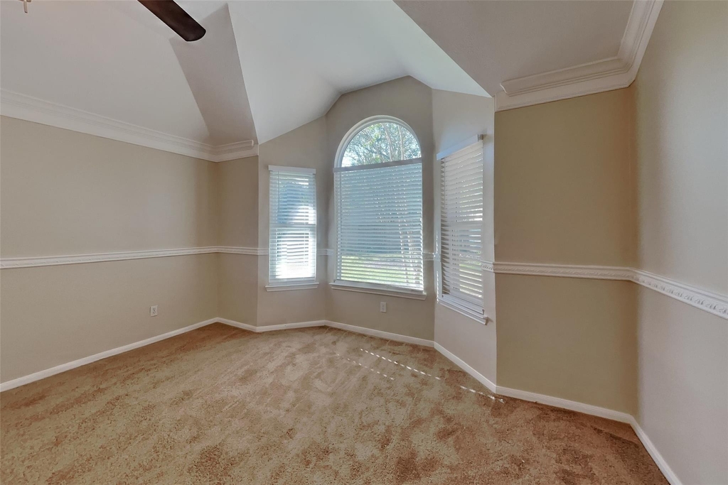 826 Featherbrook Court - Photo 7