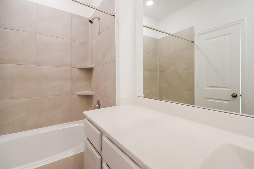18438 Running Shadow Court - Photo 12