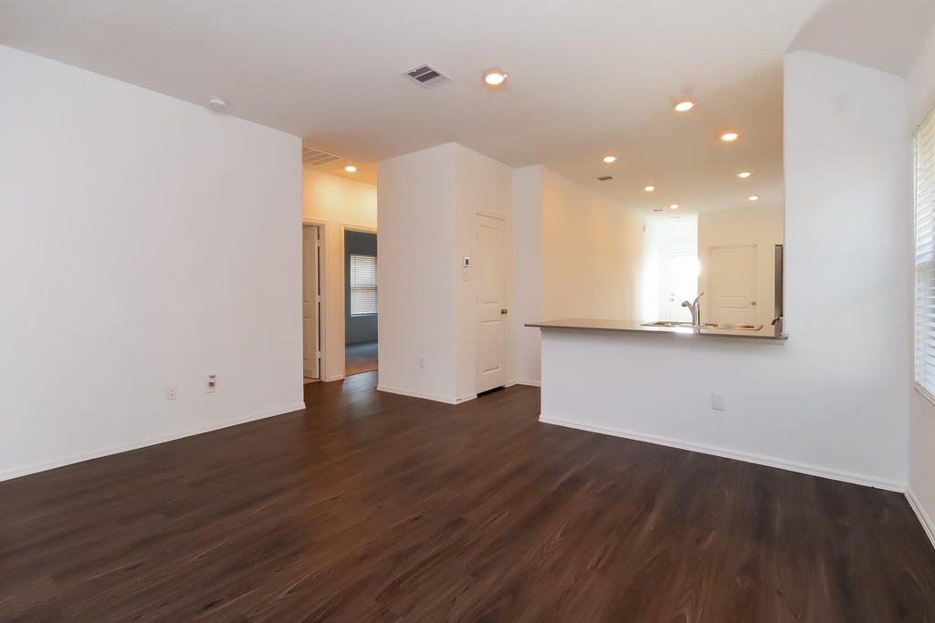18438 Running Shadow Court - Photo 3
