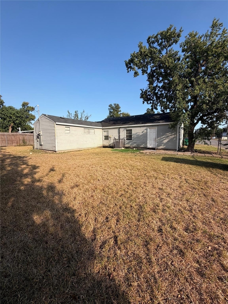 2101 Camille Street - Photo 7