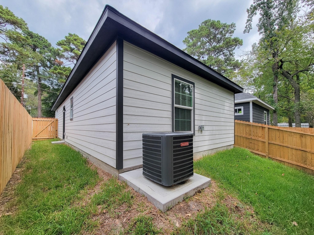 11849 Nelwood Street - Photo 44