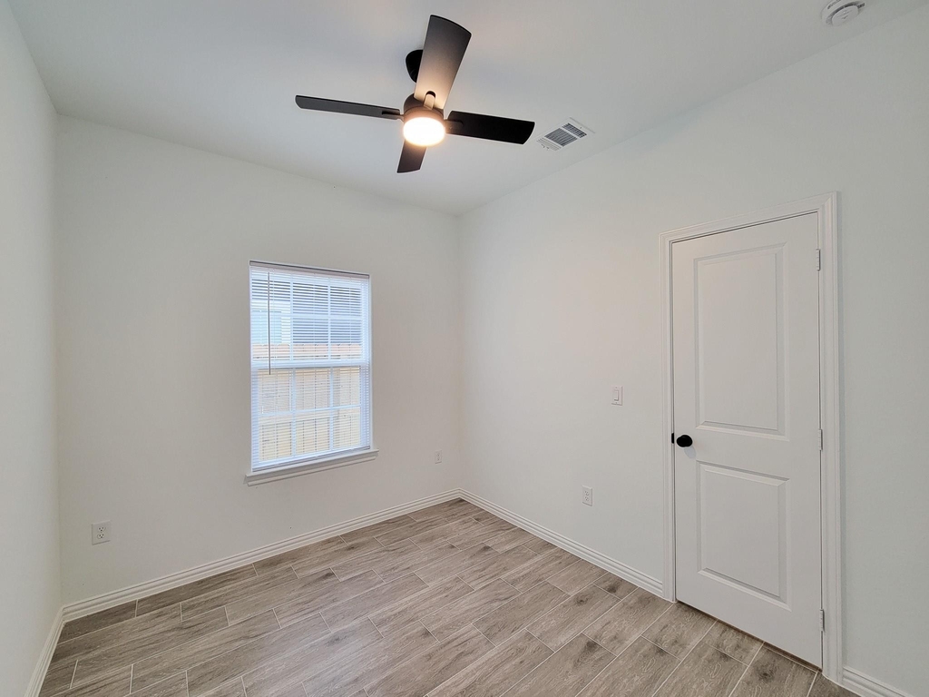 11849 Nelwood Street - Photo 25