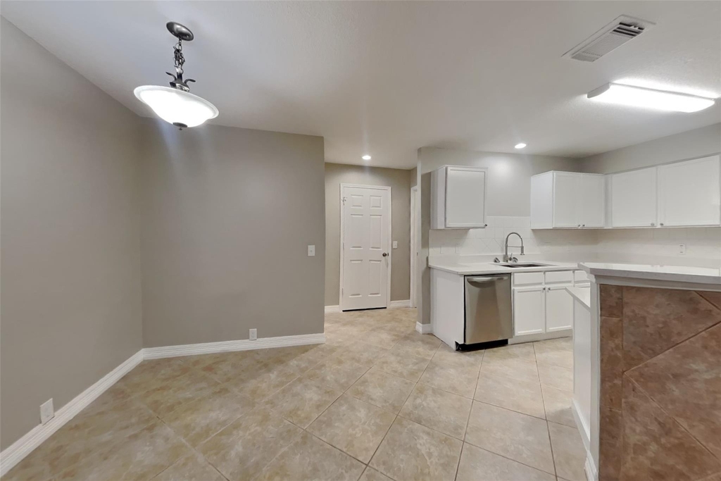 17534 S Summit Canyon Drive - Photo 5
