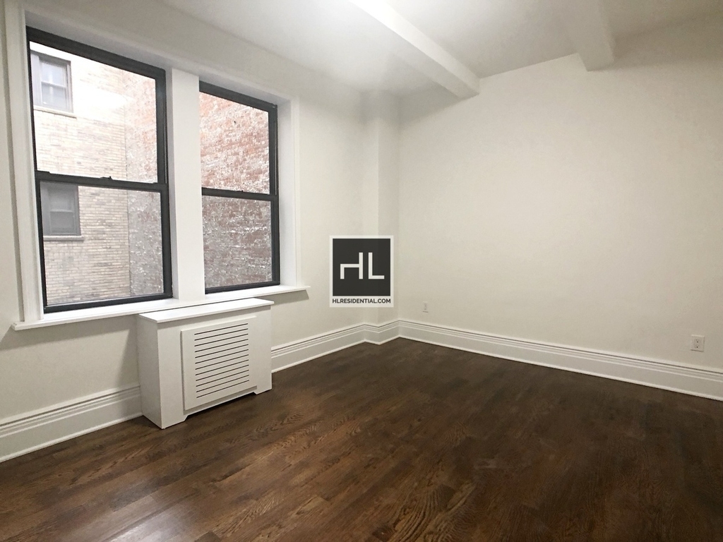West 68 Street - Photo 5