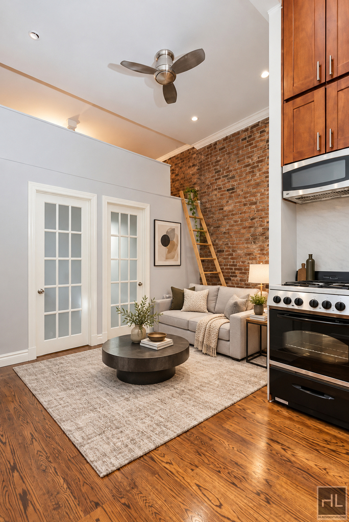 West 56 Street - Photo 4