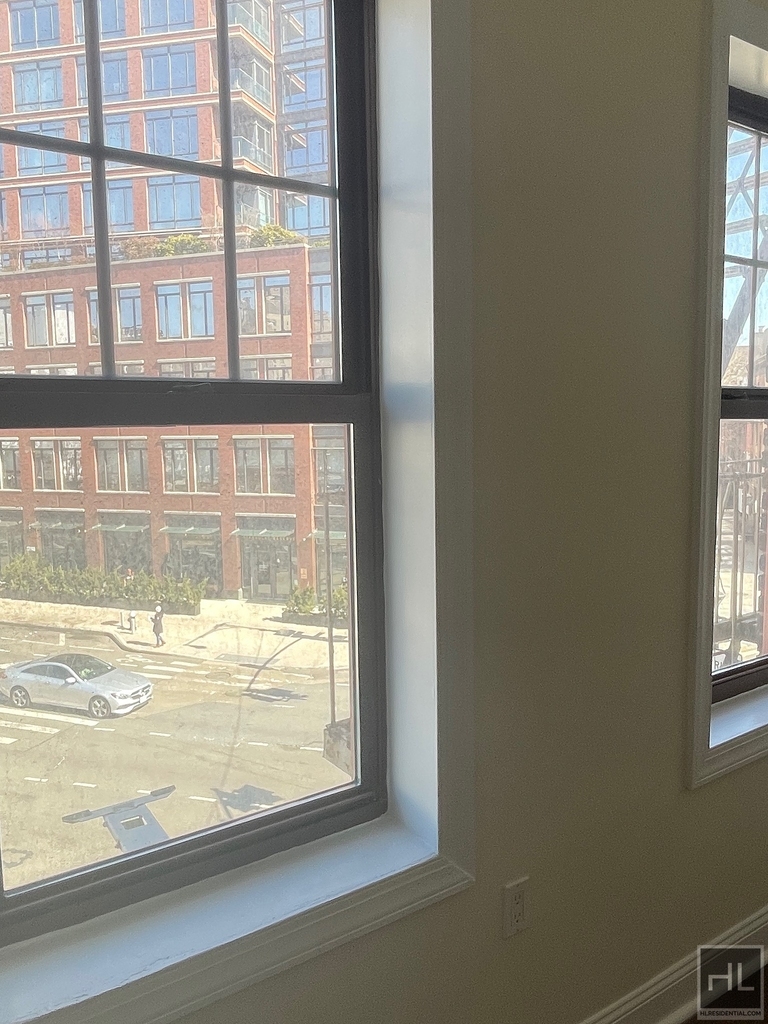 West 11th Street - Photo 2