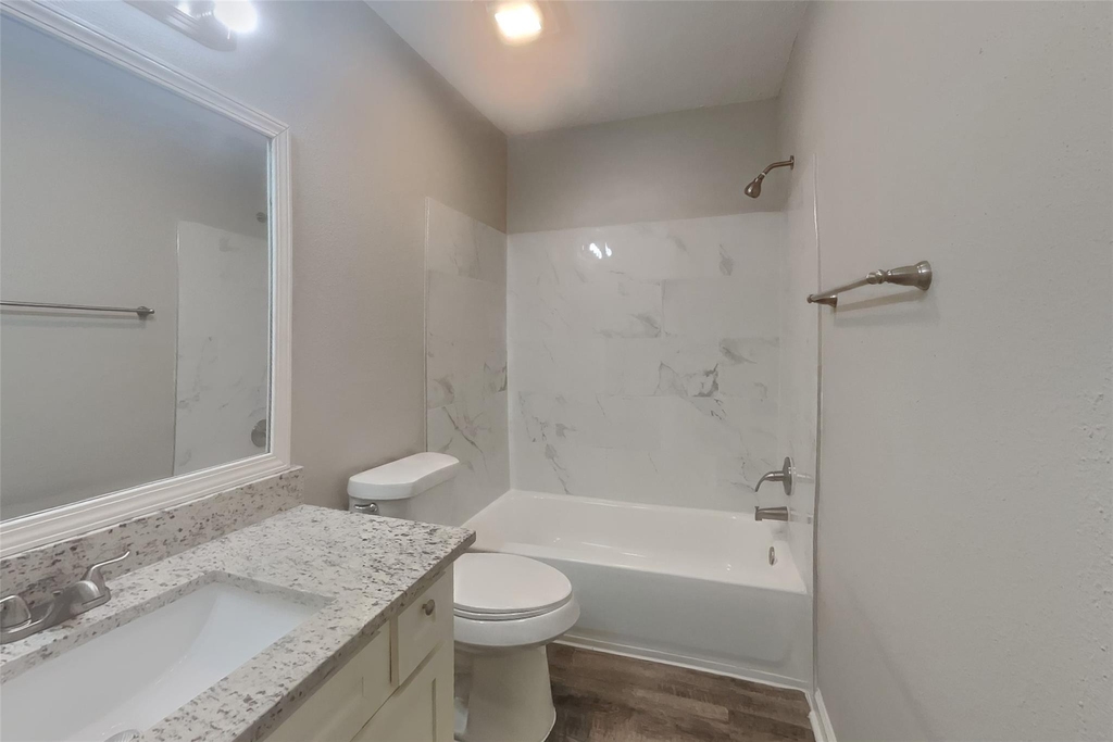 9115 Golden Sunshine Drive - Photo 15