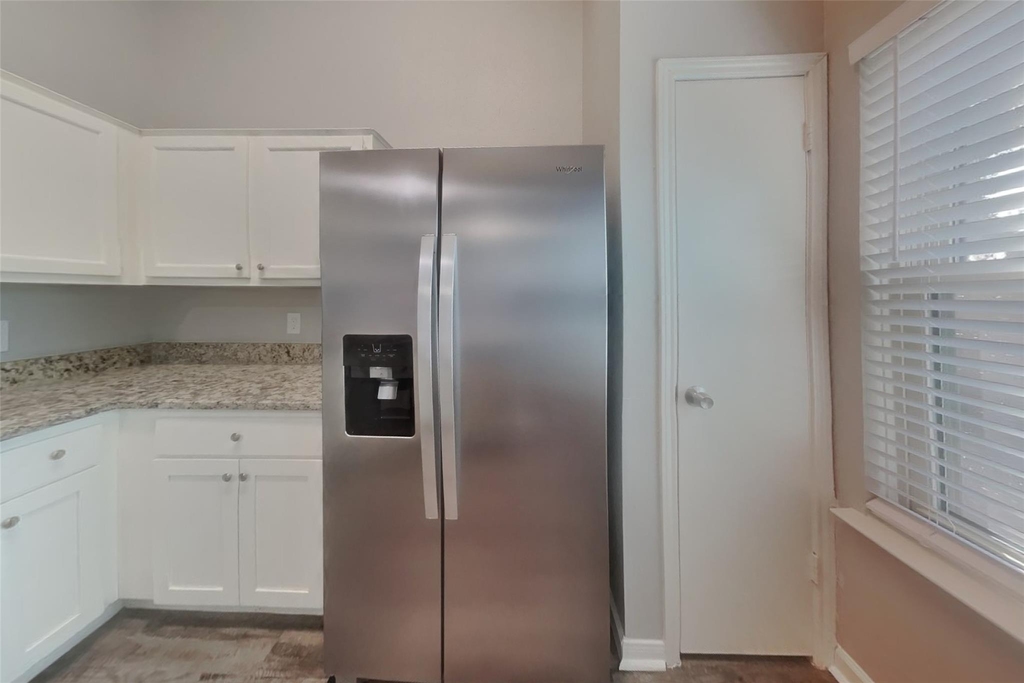 9115 Golden Sunshine Drive - Photo 5