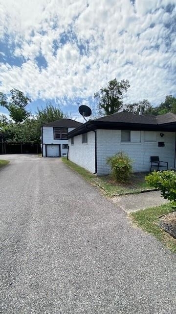 222 Caplin Street - Photo 15