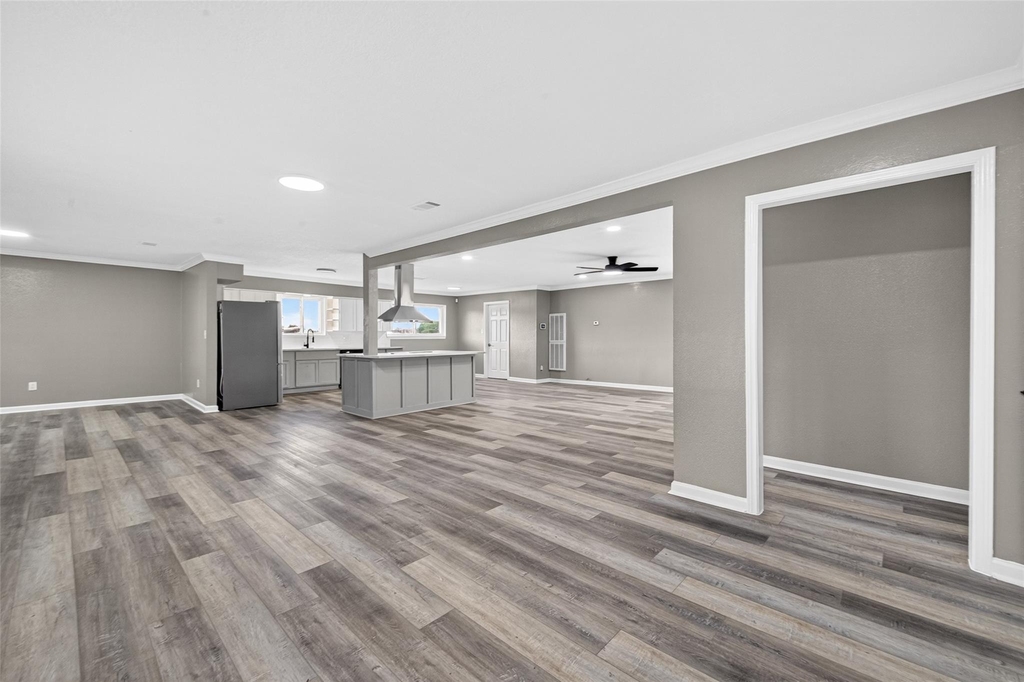 11903 Atwell Drive - Photo 4