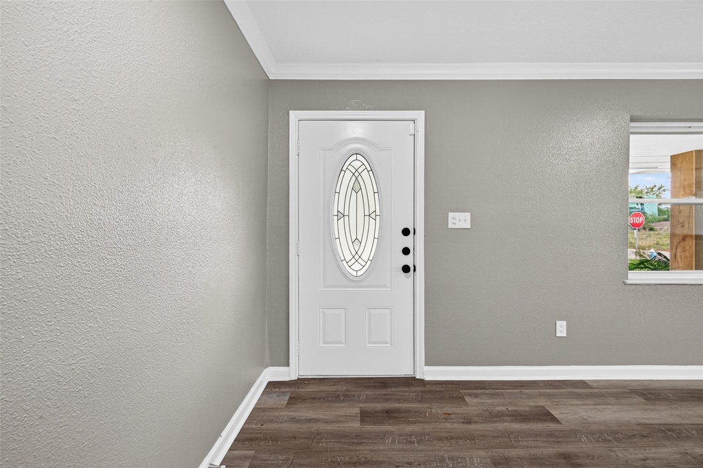 11903 Atwell Drive - Photo 6