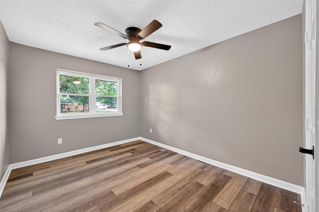 11903 Atwell Drive - Photo 14