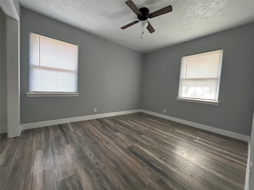12002 Palmway Street - Photo 11