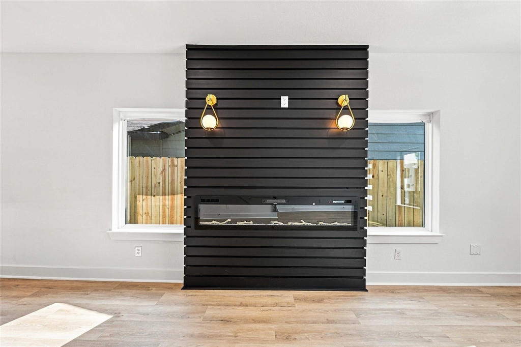 7969 Ritz Street - Photo 4