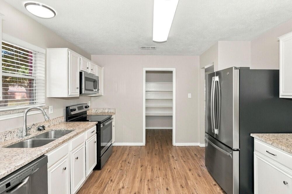 31107 Perlican Drive - Photo 4