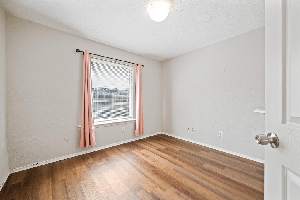 20115 Raingate Lane - Photo 14