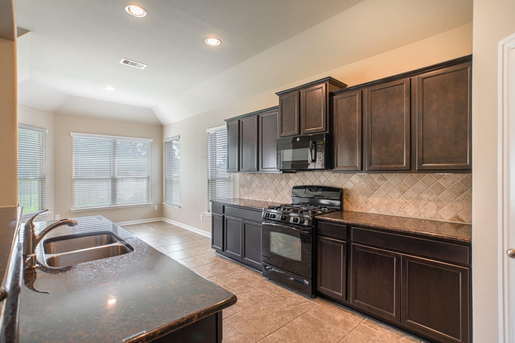 99 W Wading Pond Circle - Photo 13
