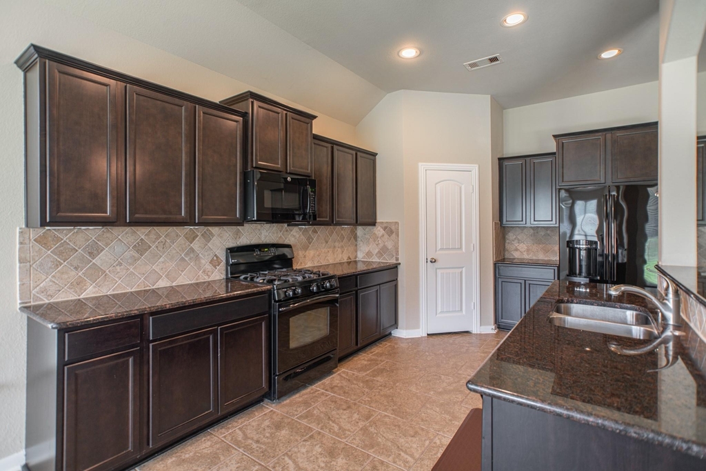 99 W Wading Pond Circle - Photo 15