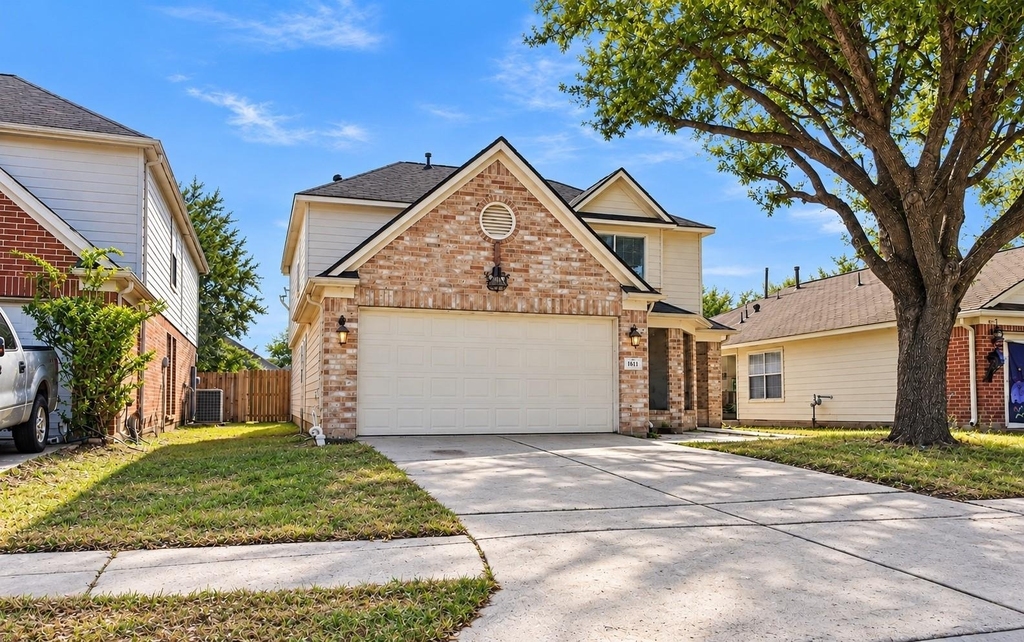 16111 Wisteria Hill Street - Photo 3