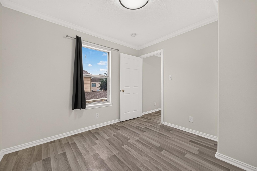 12502 Venus Park Lane - Photo 16