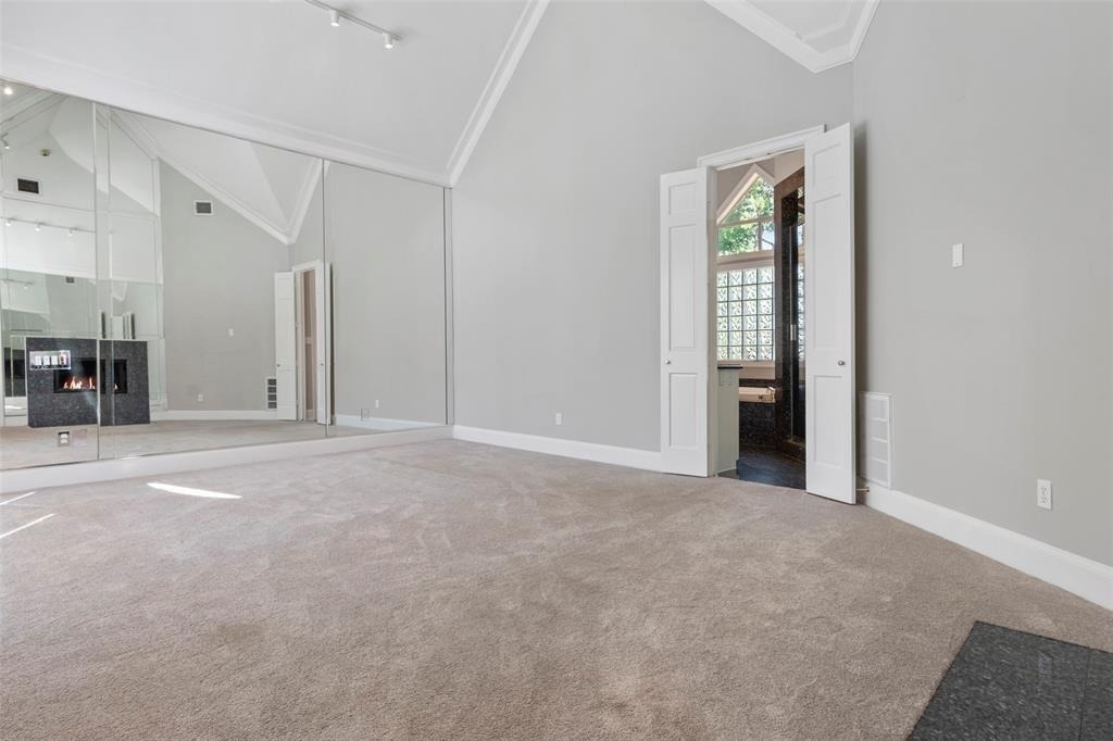 3106 Sackett Street - Photo 16