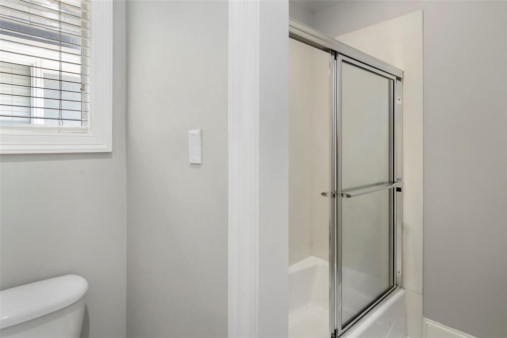 3106 Sackett Street - Photo 23