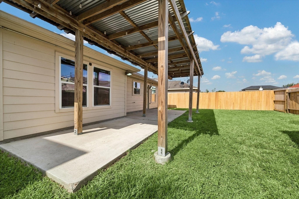 1523 Blossom Lane - Photo 26