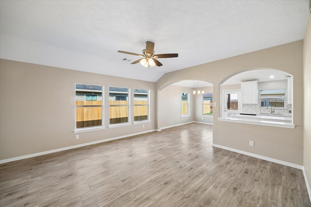 1523 Blossom Lane - Photo 7