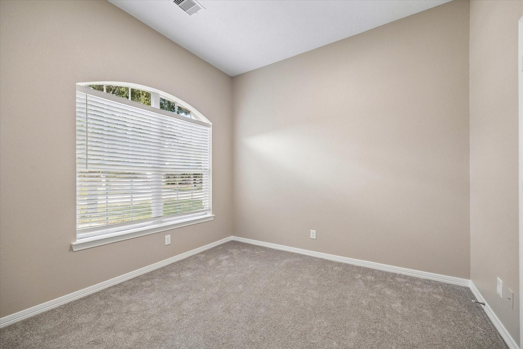 1523 Blossom Lane - Photo 3