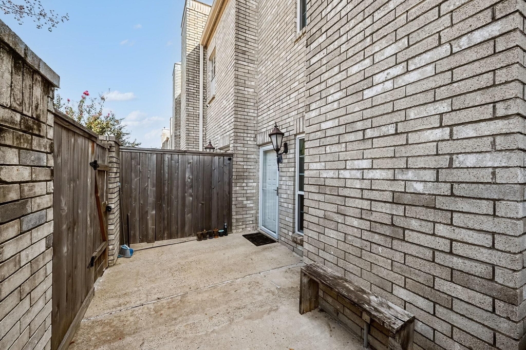 4001 Tanglewilde Street - Photo 1
