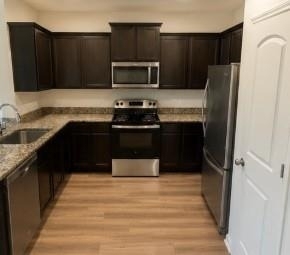 545 Bains Street - Photo 2
