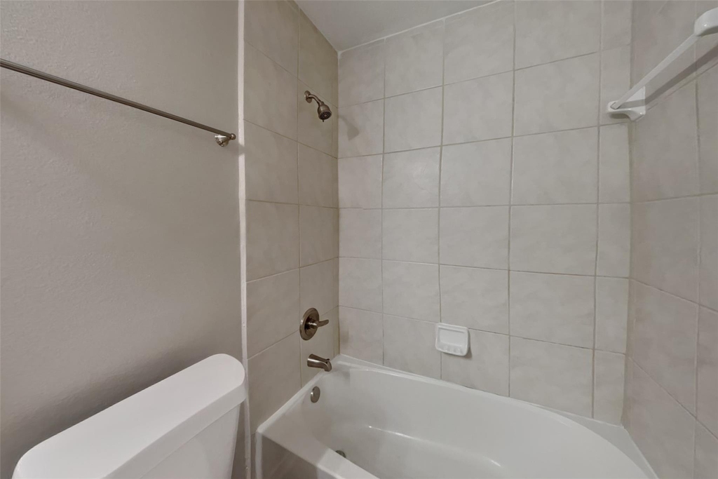 7918 Acacia Falls Court - Photo 12