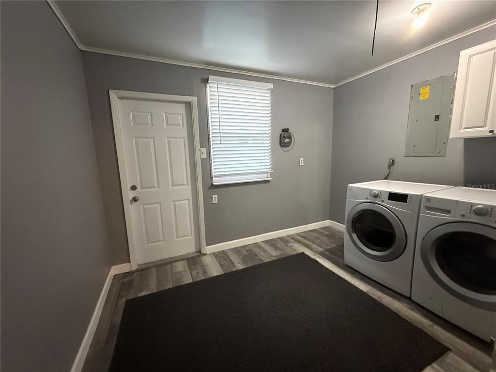 11083 Valencia Avenue - Photo 17