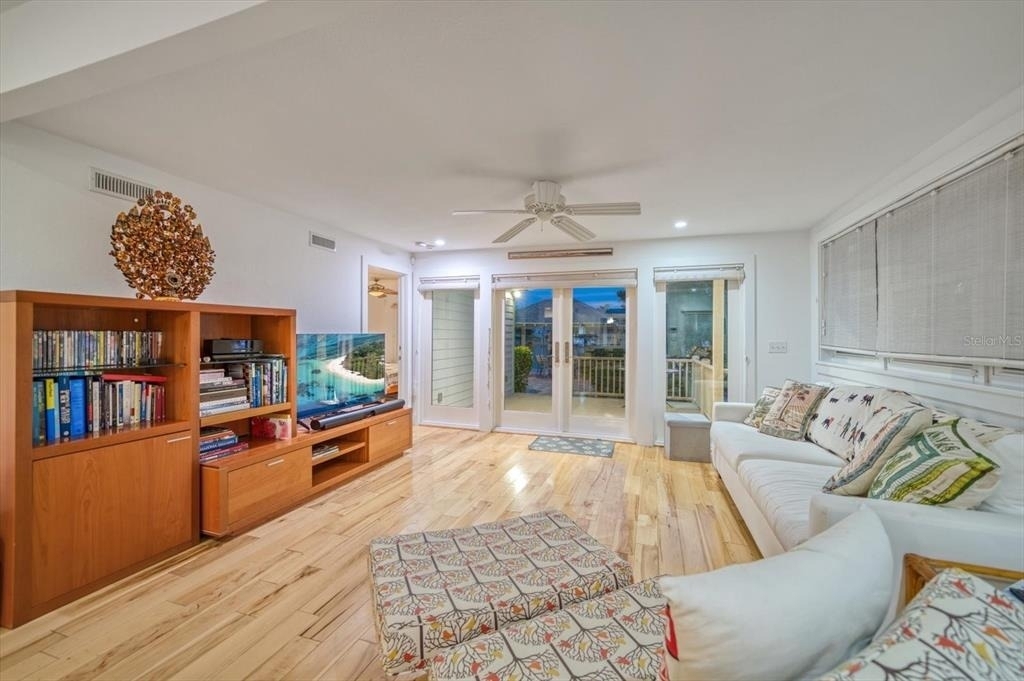 2605 Pass A Grille Way - Photo 4