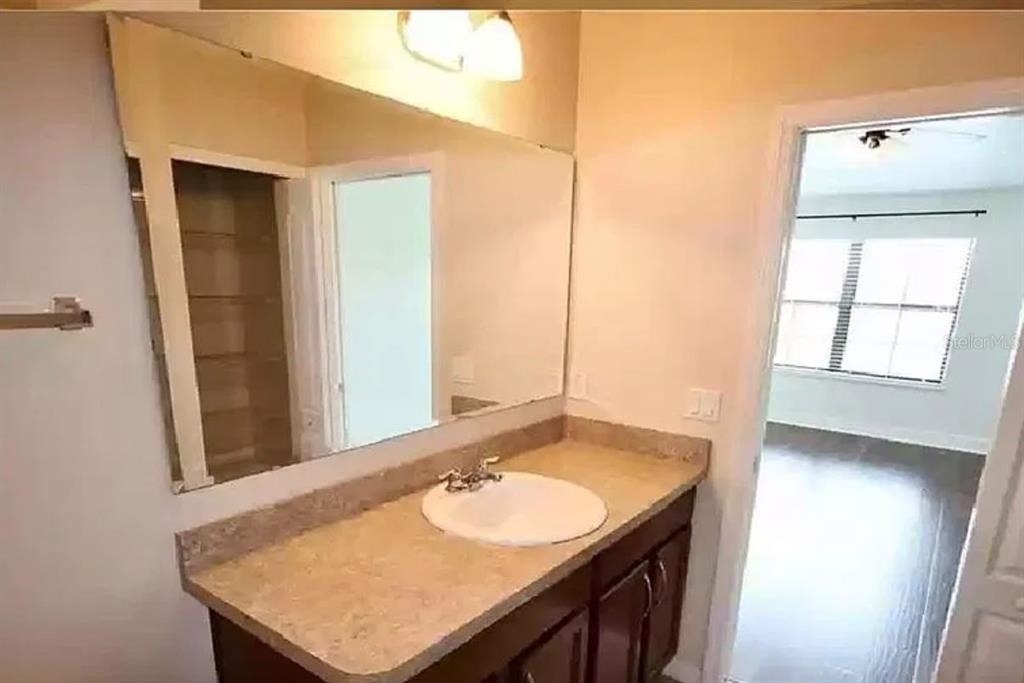 5441 Windsor Lake Circle - Photo 8