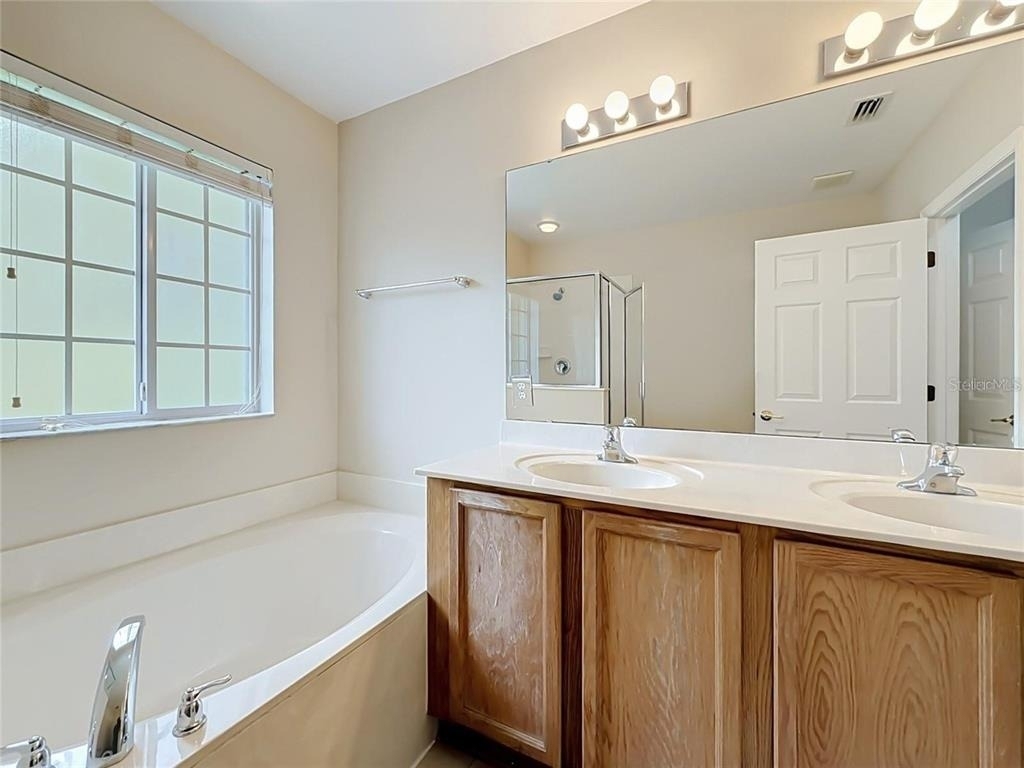 10703 Regent Square Drive - Photo 22