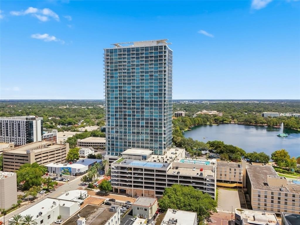 150 E Robinson Street - Photo 41