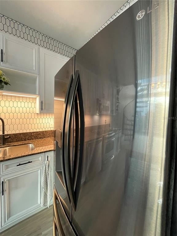 150 E Robinson Street - Photo 20