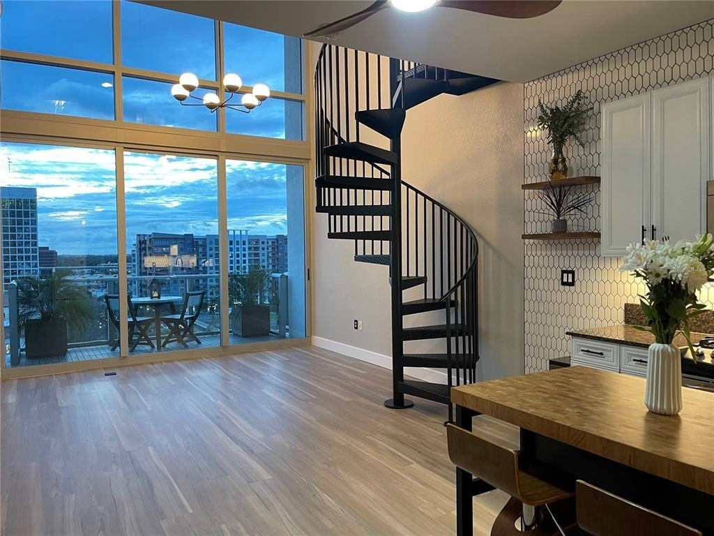 150 E Robinson Street - Photo 18