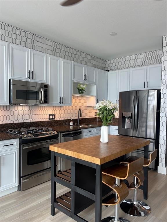 150 E Robinson Street - Photo 8
