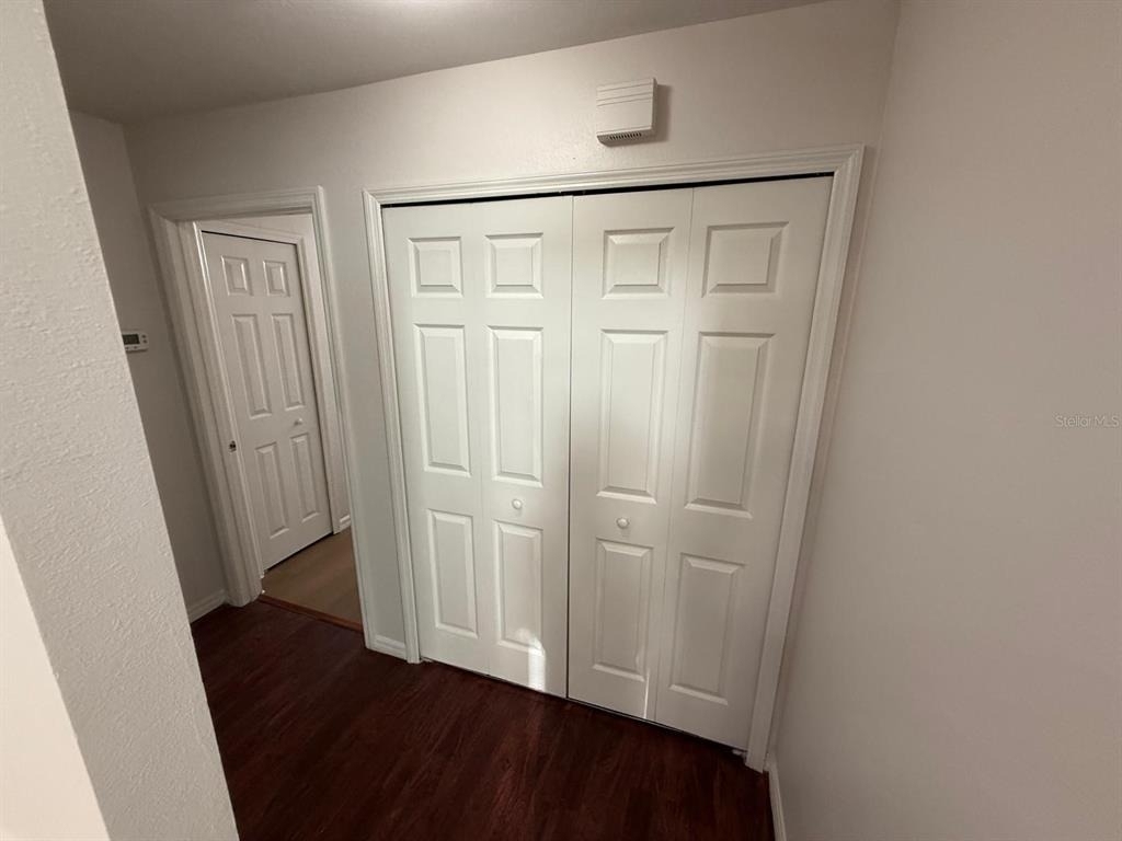 6593 Queens Borough Avenue - Photo 8