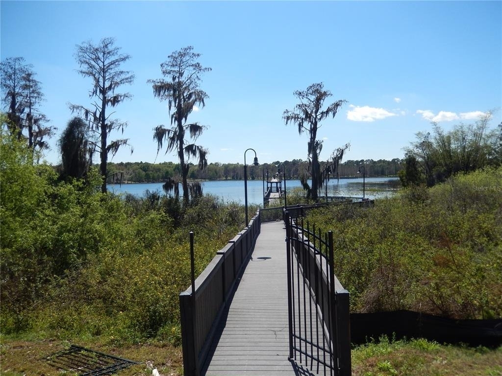 6593 Queens Borough Avenue - Photo 19