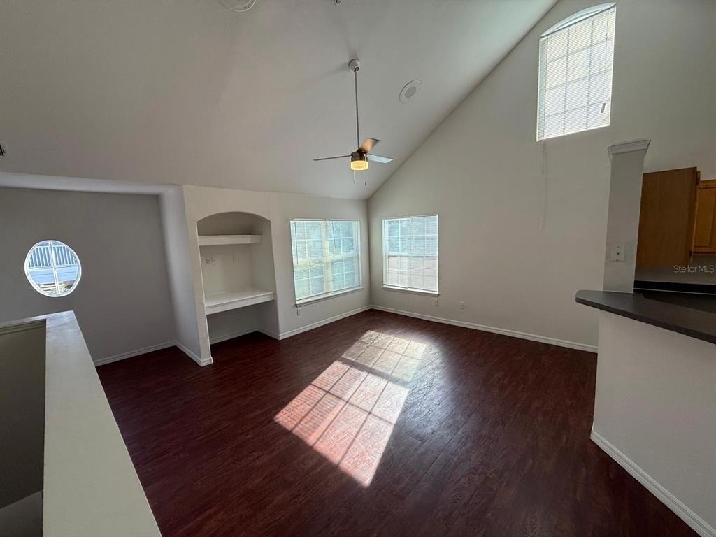 6593 Queens Borough Avenue - Photo 2