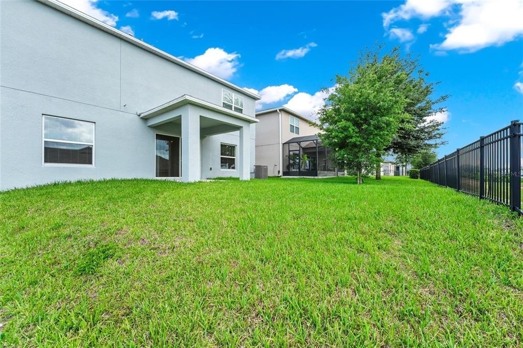 3800 Fescue Street - Photo 34