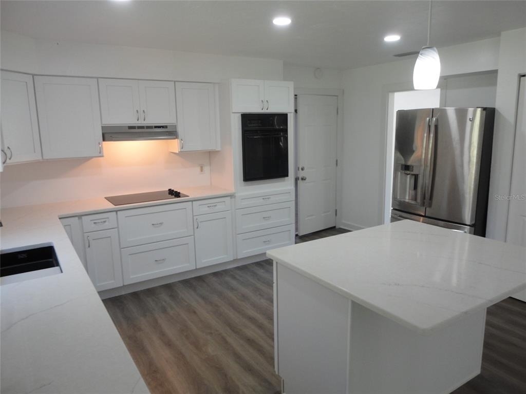 10212 Nw 6th Place - Photo 7