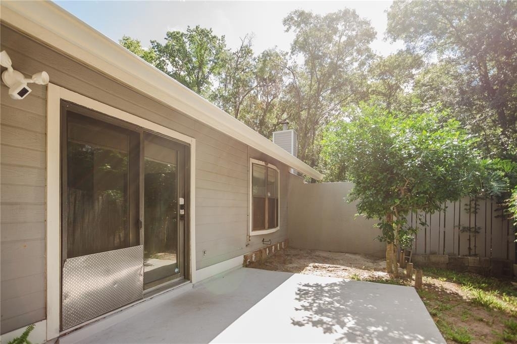 3915 Nw 7th Place - Photo 39