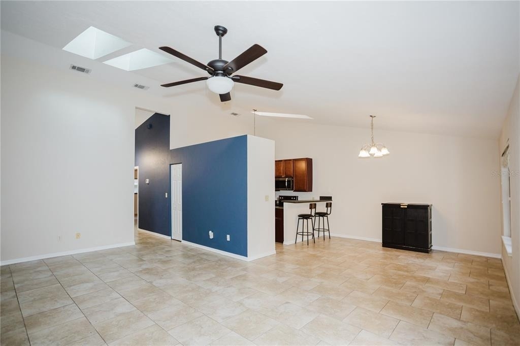 3915 Nw 7th Place - Photo 6